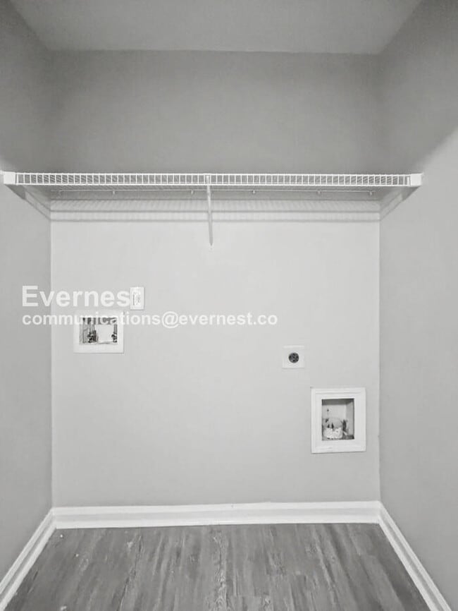 Building Photo - 3628 Hampshire Walk SW