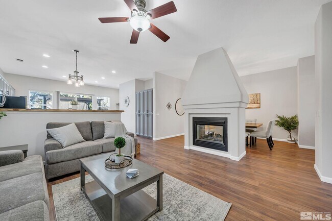 Building Photo - 10577 Eagles Landing Ct