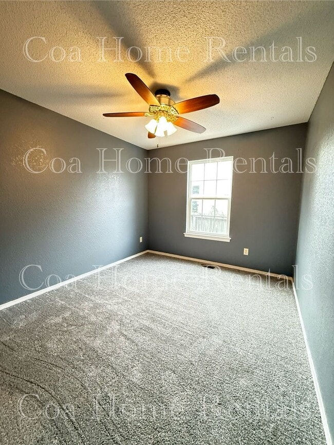 Building Photo - Great home in Derby Kansas