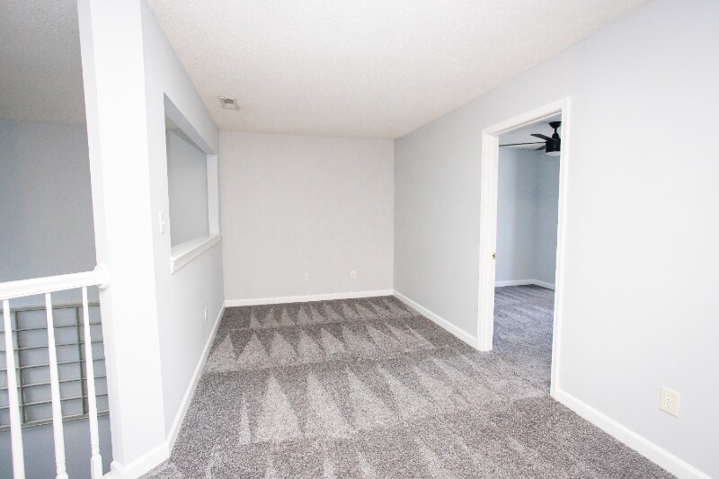 Building Photo - 2204 Savona Quay