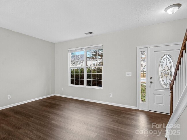 Building Photo - 4008 Chimney Wood Trail