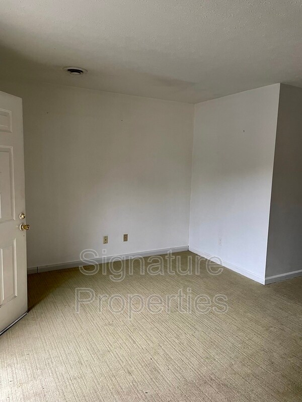 702 Barrows Mill Rd 702 Barrows Mill Rd Martinsville VA 24112