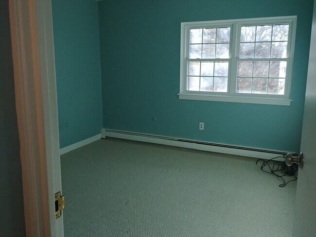 #2 bedroom - 19 Chapel Hill Dr