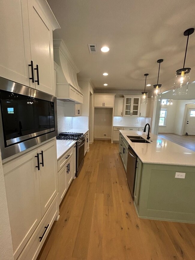 Building Photo - Spacious 4 Bed, 2.5 Bath Home in Pea Ridge!
