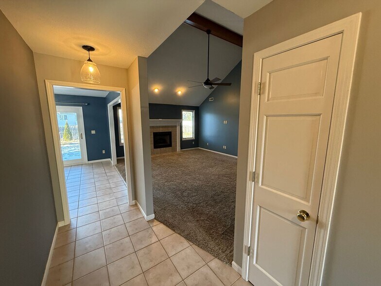 Building Photo - 1120 Winnsboro Pass