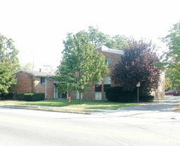 Building Photo - 2345 W North Bend Rd
