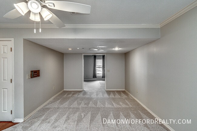 Building Photo - 1435 Roxbury Ct