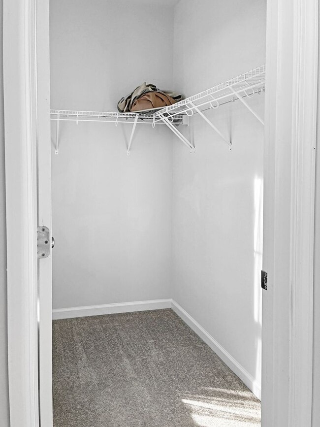 Building Photo - 2 Bedroom Condo in Glen Allen