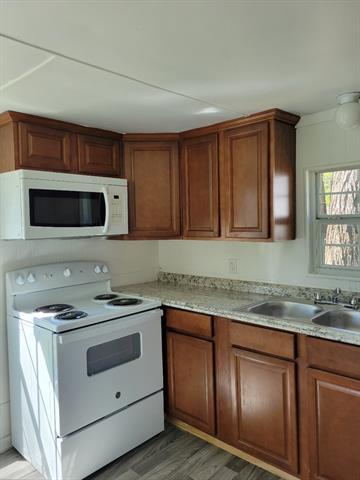 Building Photo - 107 Spring St