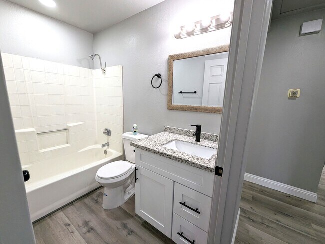 Building Photo - 27206 Coronado Way