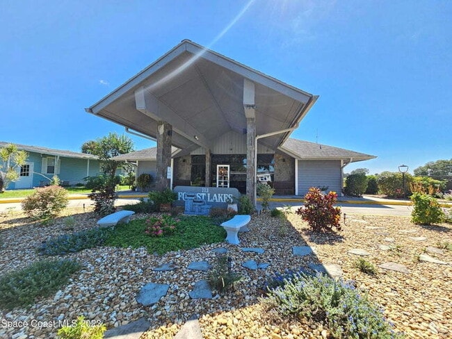 Building Photo - 55+ in Quiet Gated Community