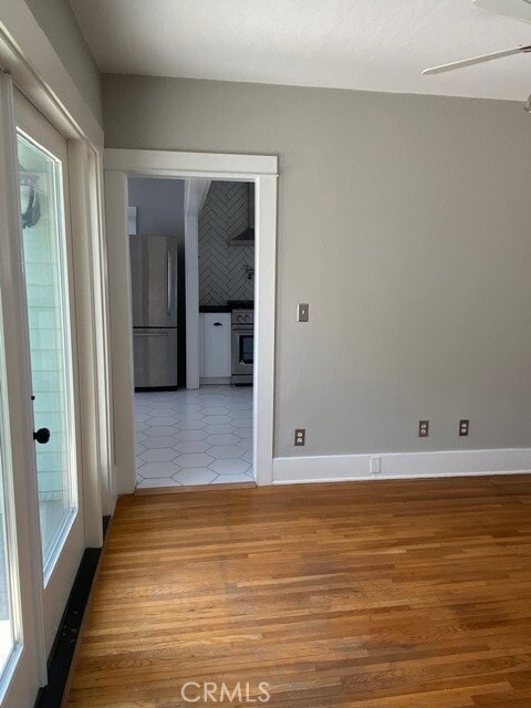 Building Photo - 128 W Brookdale Pl
