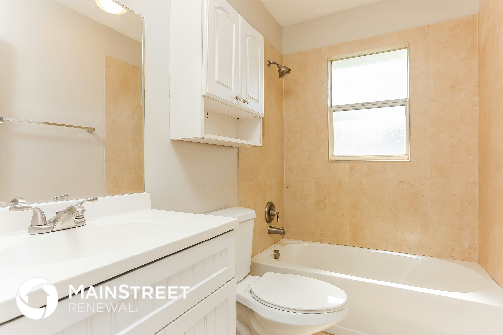 Building Photo - 5688 SE Pine Ave