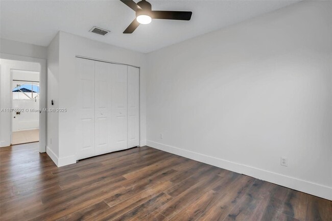 Building Photo - 2716 SW 180th Ave