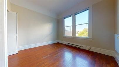 Building Photo - Beautiful 2 Bedroom 1 Bathroom with backya...