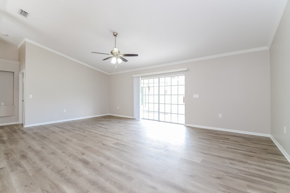 Building Photo - 10603 Deepbrook Dr