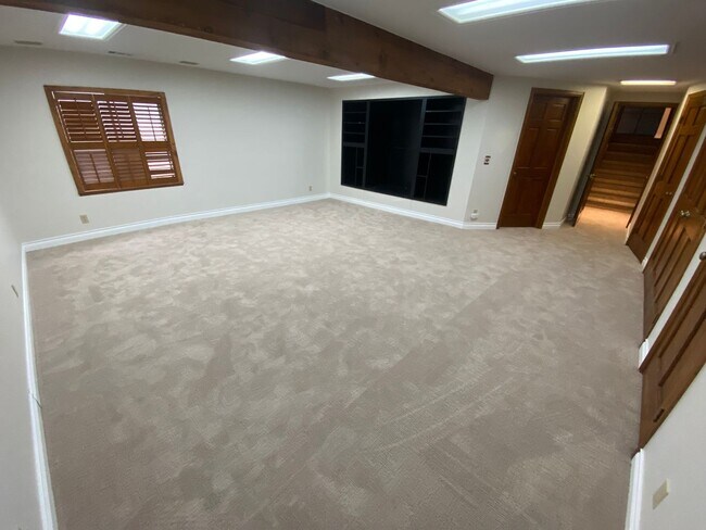 Building Photo - Great Home in the Highlands 360