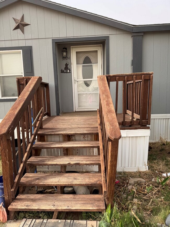 Building Photo - 9724 W 3rd St