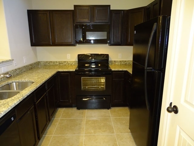 Building Photo - 6007 Karly Way