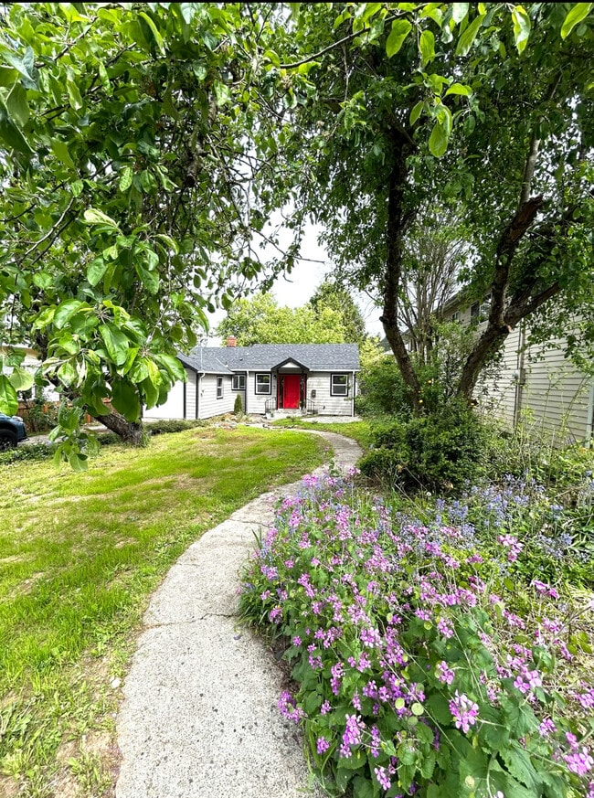 Primary Photo - 4112 NE 80th Ave