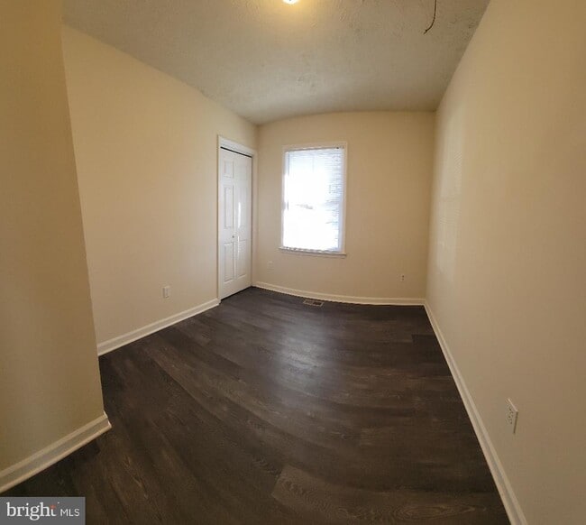 Building Photo - 11031 Ascot Cir