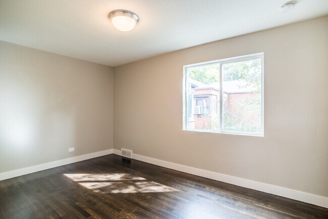 Bedroom 1 - 1460 Elm Street