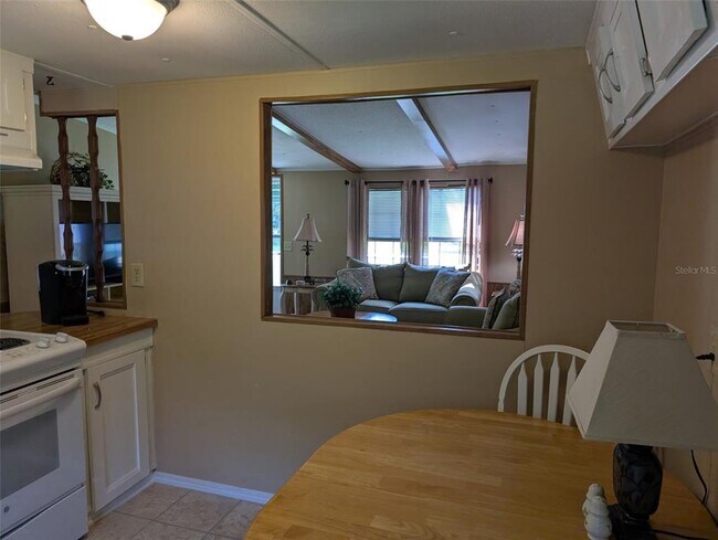 Building Photo - 56314 Blue Creek Rd