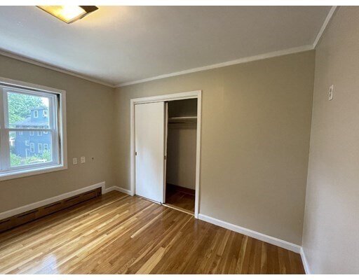 Building Photo - 85 Elgin St