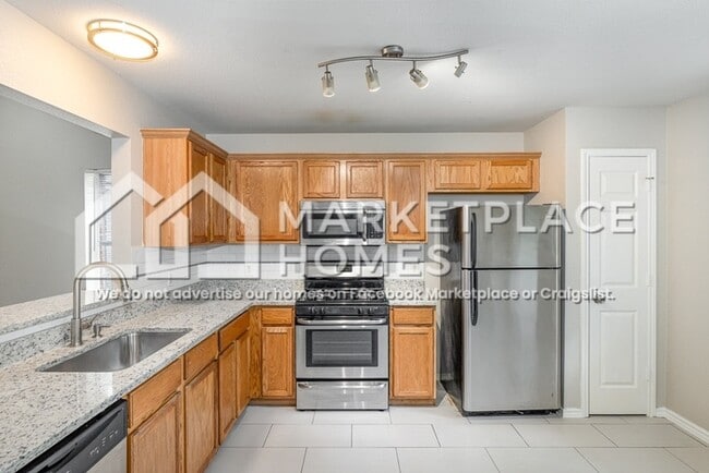 Building Photo - 1107 Pine Portage Loop