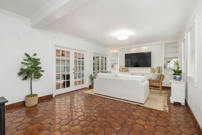 Building Photo - 3020 Vincent Rd