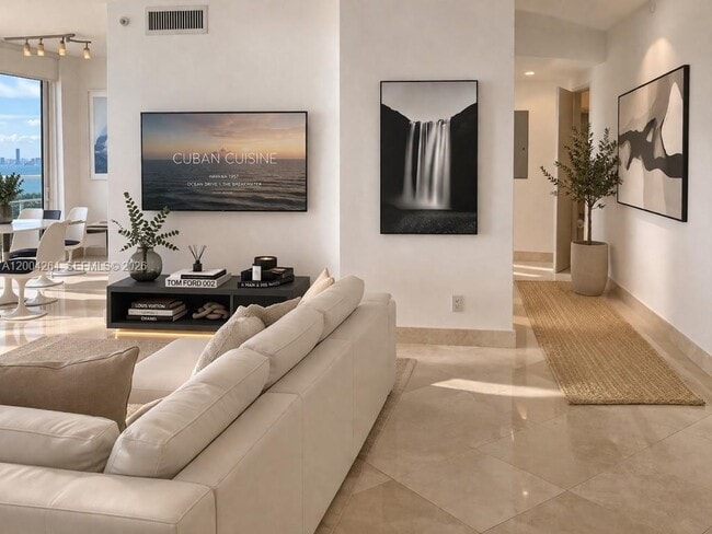Building Photo - 6365 Collins Ave