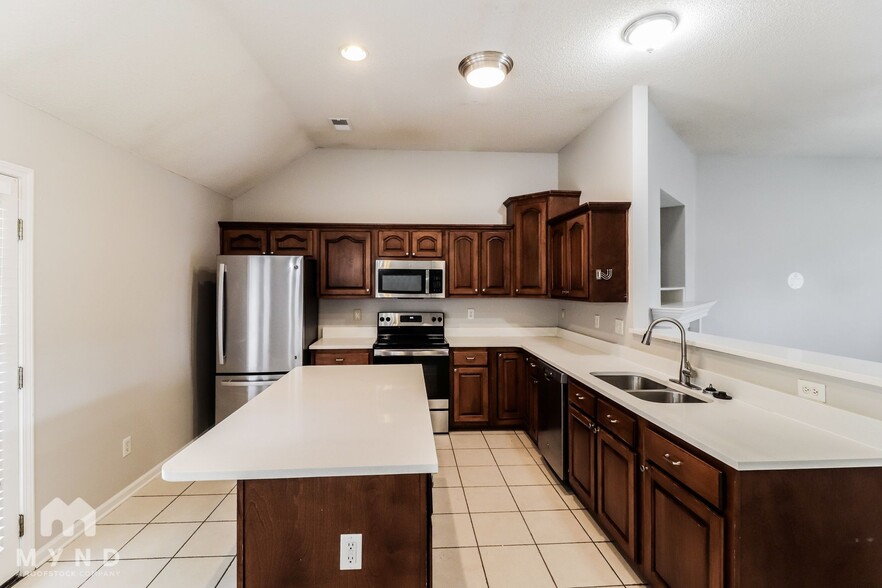 Building Photo - 5396 Mahogany Ridge Dr