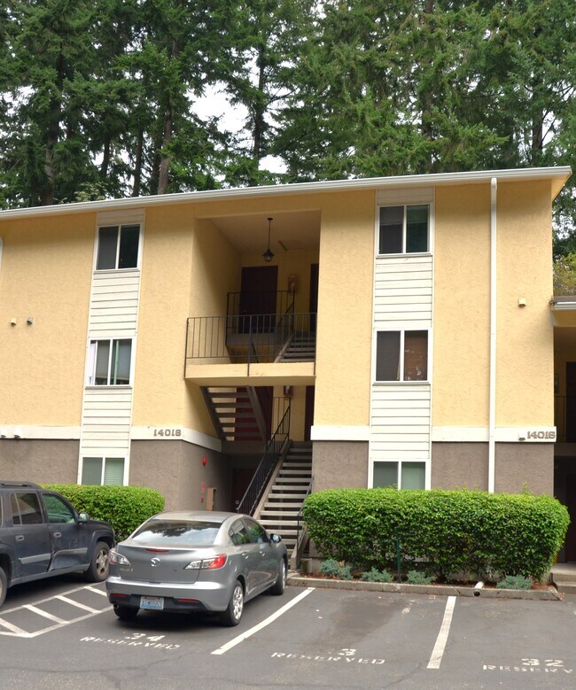 Primary Photo - 14018 Juanita Dr NE