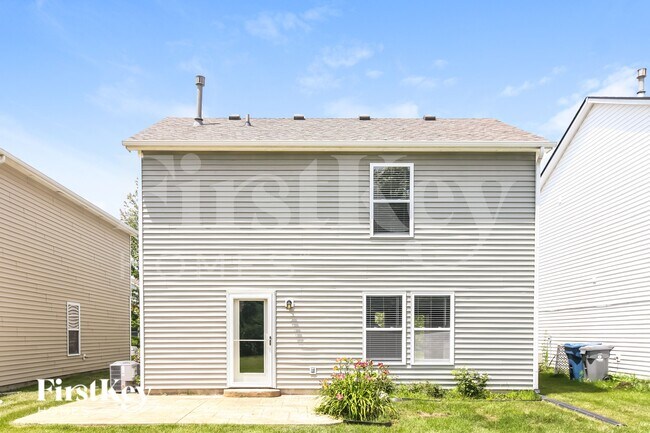 Building Photo - 15498 Border Dr