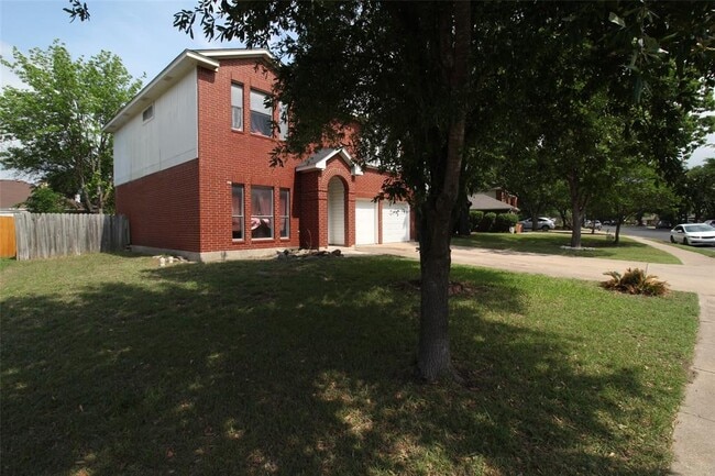 Building Photo - 12302 Uttimer Ln