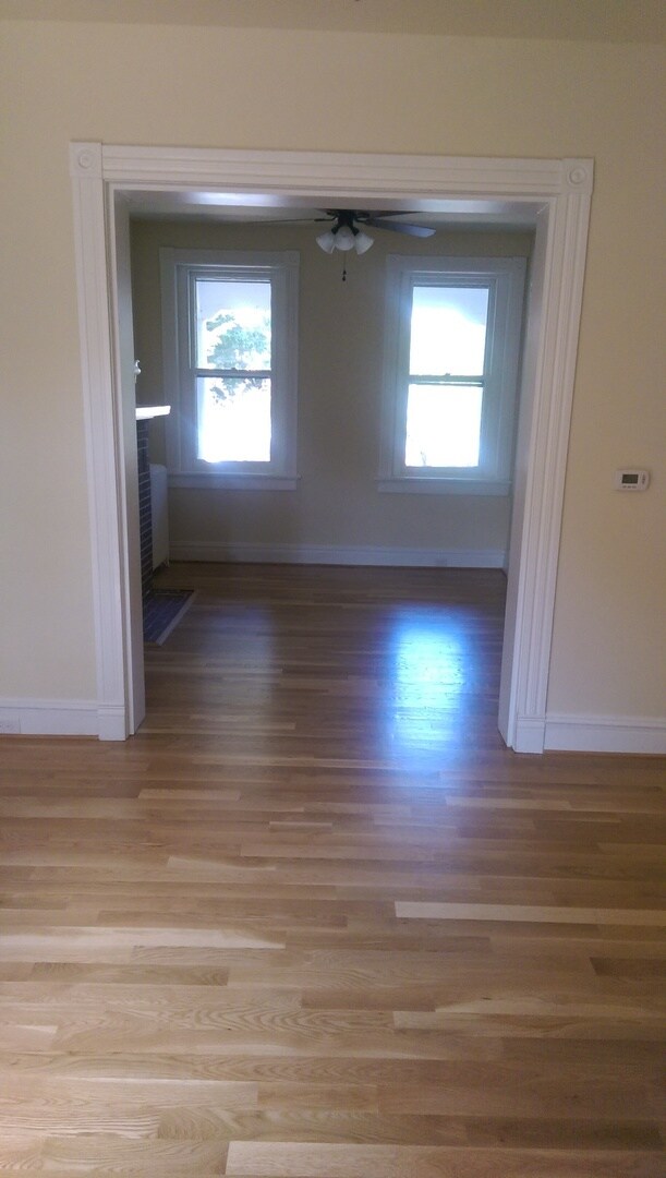 Building Photo - FLOY2107