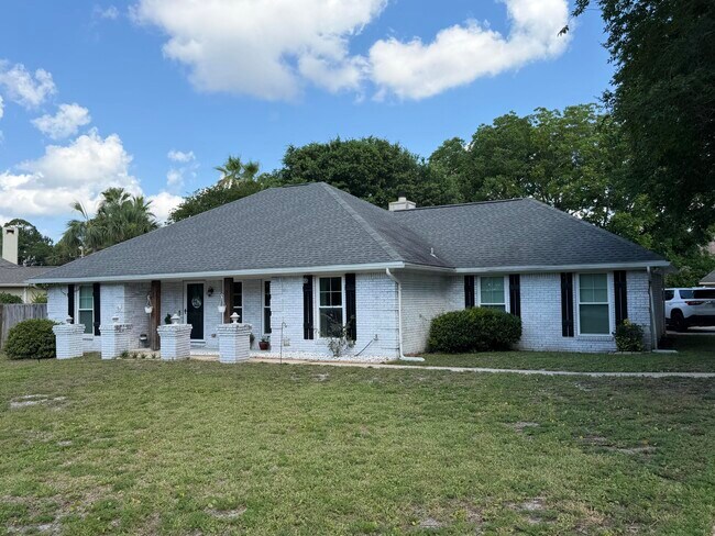 Building Photo - 220 Wynnehaven Beach Rd