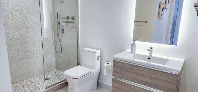 Building Photo - 239 SW 9th St