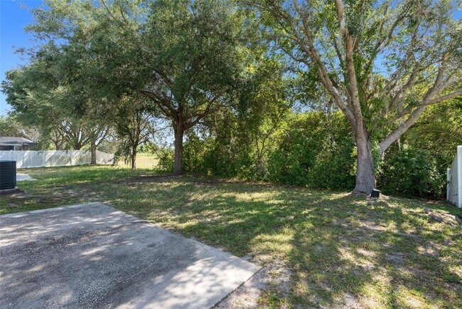 Building Photo - 3220 Bellericay Ln