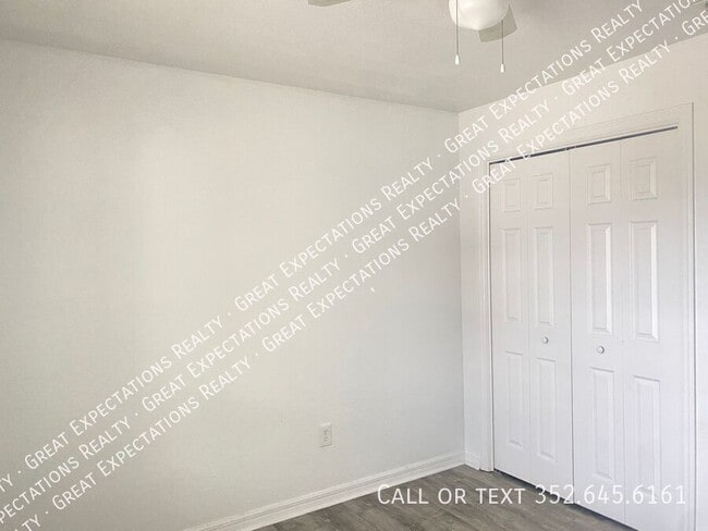 Building Photo - 6761 SE 105th Pl