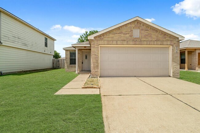 Primary Photo - 2619 Chisolm Creek Ct