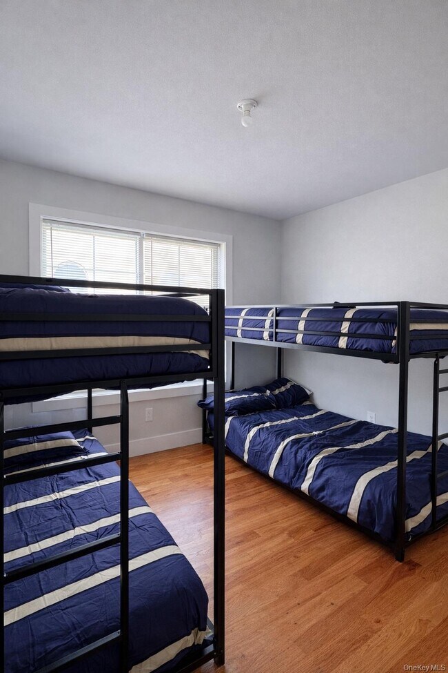 Building Photo - 1140 NY-52