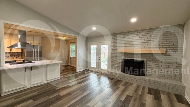 Building Photo - 306 Wildbriar Dr