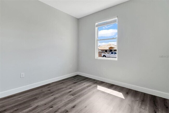 Building Photo - 10385 Port Everglades St