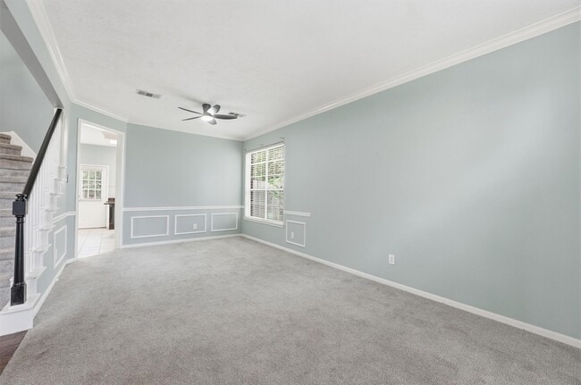 Building Photo - 2413 Piney Woods Dr