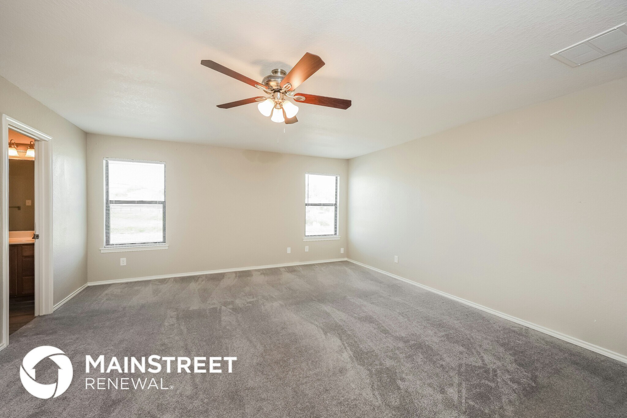 Building Photo - 9750 Hawk Elm