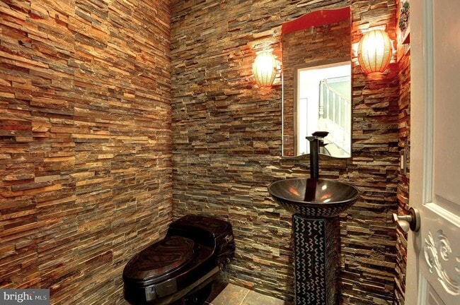 Building Photo - 11501 Skipwith Ln