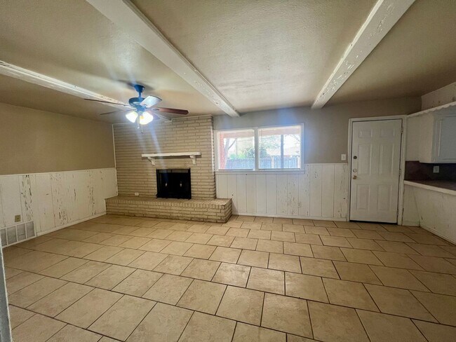 Building Photo - 2821 56th St