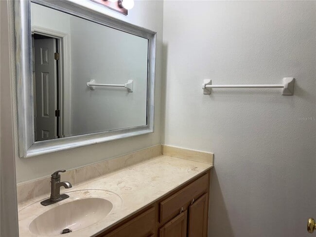 Building Photo - 3429 Parkridge Cir