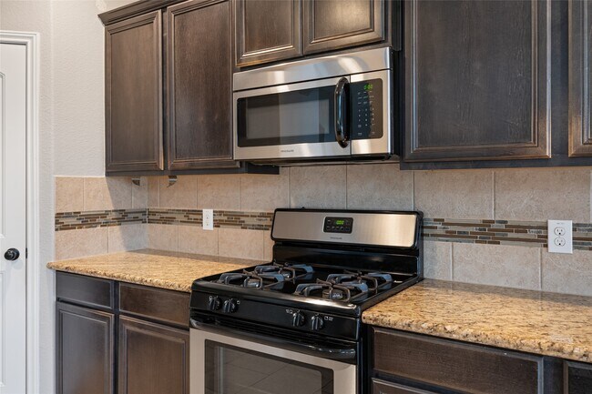 Building Photo - 2018 Wembley Way